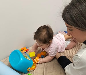 Benefici dell’osteopatia neonatale. Dalla nascita a un anno. 2 Camilla di Tarsia osteopatia neonatale Roma